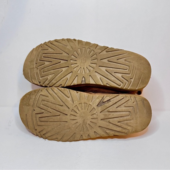 UGG Chestnut Suede Lace Up Chukka Boots Women’s 9 Shearling Lined - Picture 9 of 11